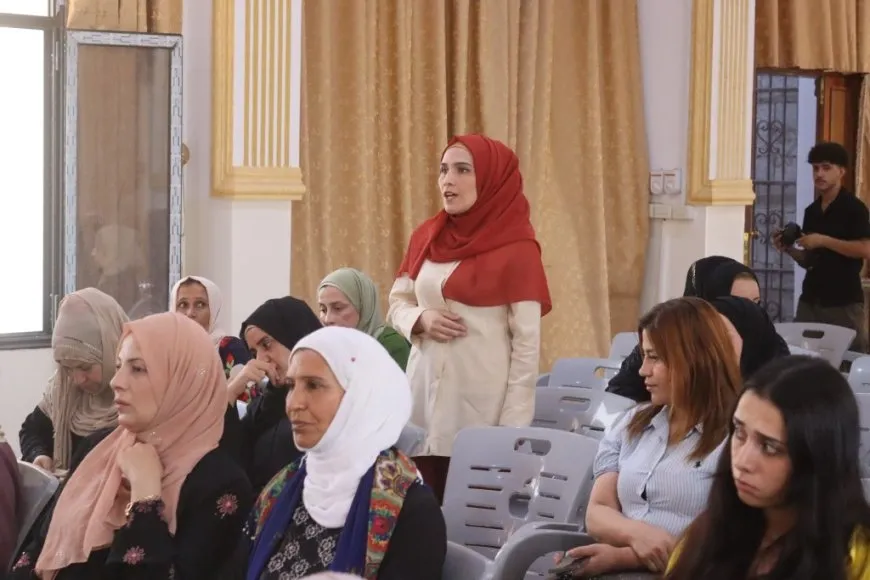 ندوة نسائية في الرقة تدعو لرؤية موحدة نحو سوريا حرة وديمقراطية