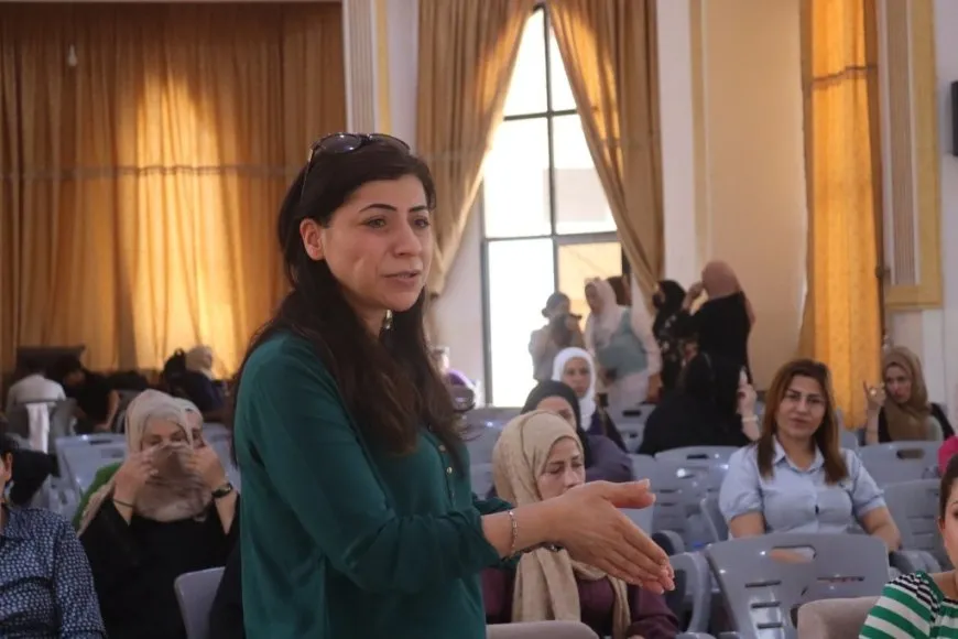 ندوة نسائية في الرقة تدعو لرؤية موحدة نحو سوريا حرة وديمقراطية
