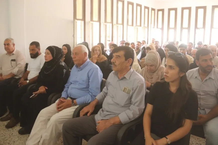 مفاوضات شمال وشرق سوريا والحكومة الانتقالية محور اجتماع في الرقة