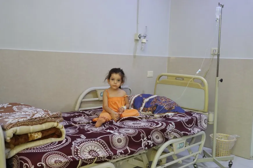 الأطباء يحذرون: موجة الحر تشكّل خطراً على الأطفال والمرضى