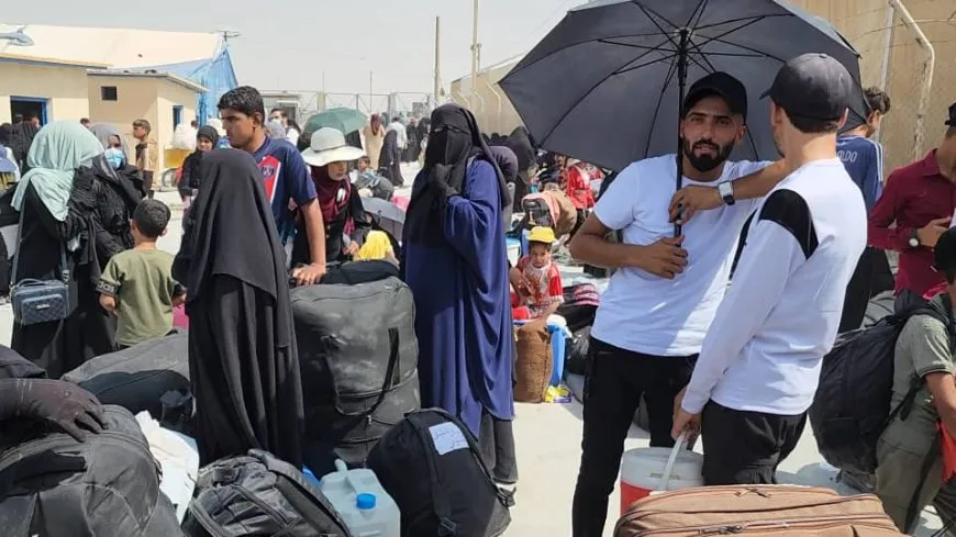 أكثر من 800 عراقي يغادرون مخيم الهول عائدين إلى بلادهم