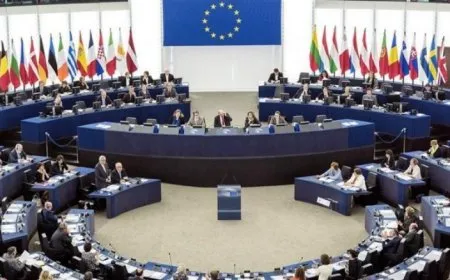 وزراء خارجية الاتحاد الأوروبي يعقدون اجتماعاً طارئاً قبيل قمة ترامب وبوتين