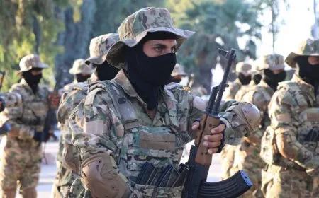 53 مقاتلاً ينضمون لقوات الكوماندوس 