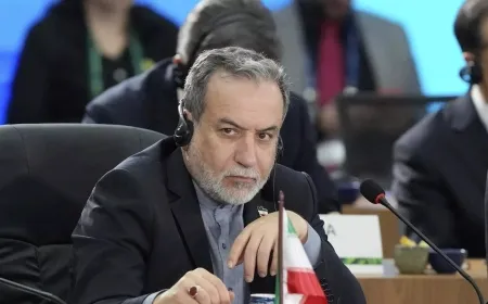 وزير الخارجية الإيراني يستبعد هجوماً إسرائيلياً قريباً