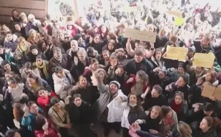 مصير مجهول ينتظر عشرات آلاف الموظفين في سوريا