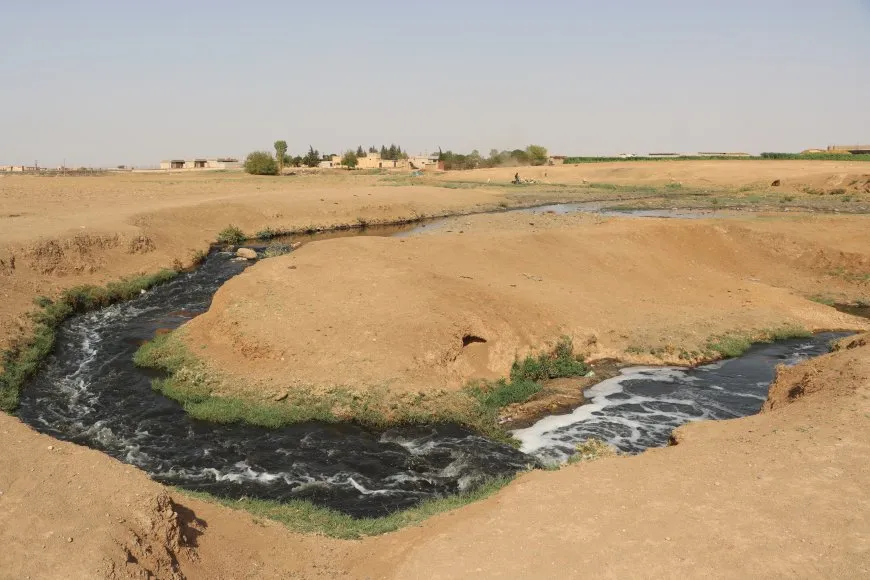 مشروع إنقاذ نهر جقجق يثير الجدل ودعوة للجهات البيئية لتقديم أطروحاتها