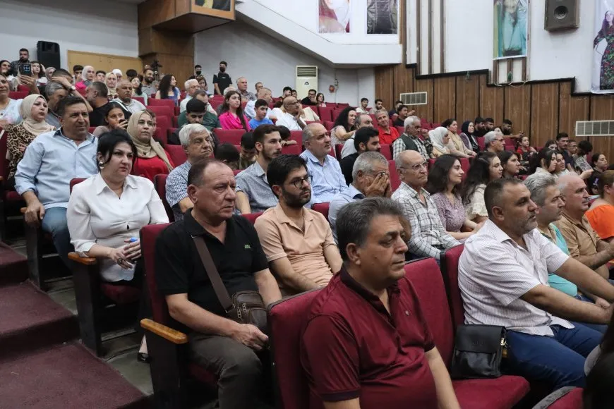 استذكار الفنان آرام ديكران في مدينة قامشلو