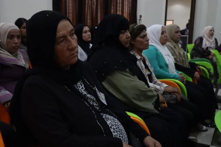 أهالي شمال وشرق سوريا يجددون العهد خلال مراسم عزاء الشهيد نور الدين صوفي