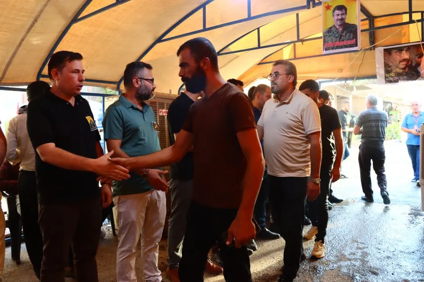 تجديد العهد للقيادي الشهيد نور الدين صوفي خلال مراسم تقديم العزاء