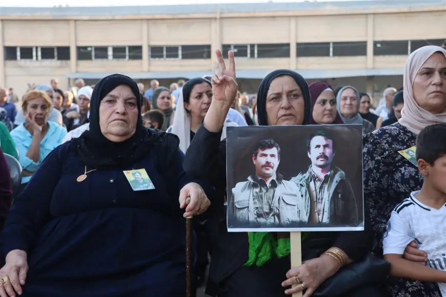 تجديد العهد للقيادي الشهيد نور الدين صوفي خلال مراسم تقديم العزاء