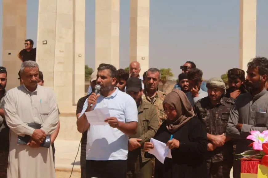 تشييع جثمان مقاتل من قسد في الرقة