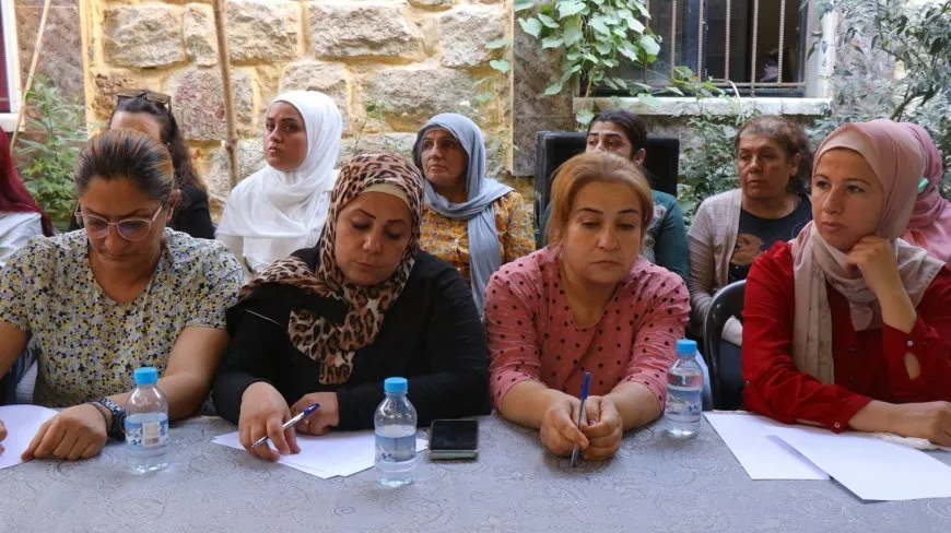 ندوة حوارية في حلب تؤكد على دور المرأة البارز في إنجاح عملية السلام