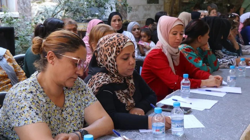 ندوة حوارية في حلب تؤكد على دور المرأة البارز في إنجاح عملية السلام