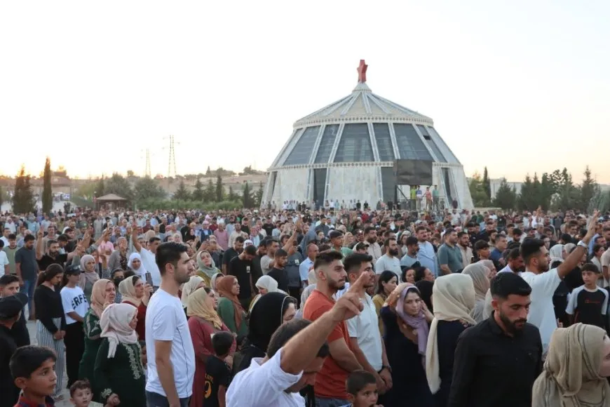 تشييع جثمان مقاتل من قسد في كوباني