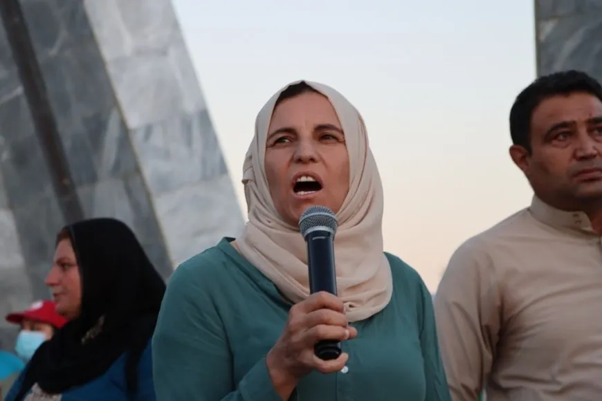 تشييع جثمان مقاتل من قسد في كوباني
