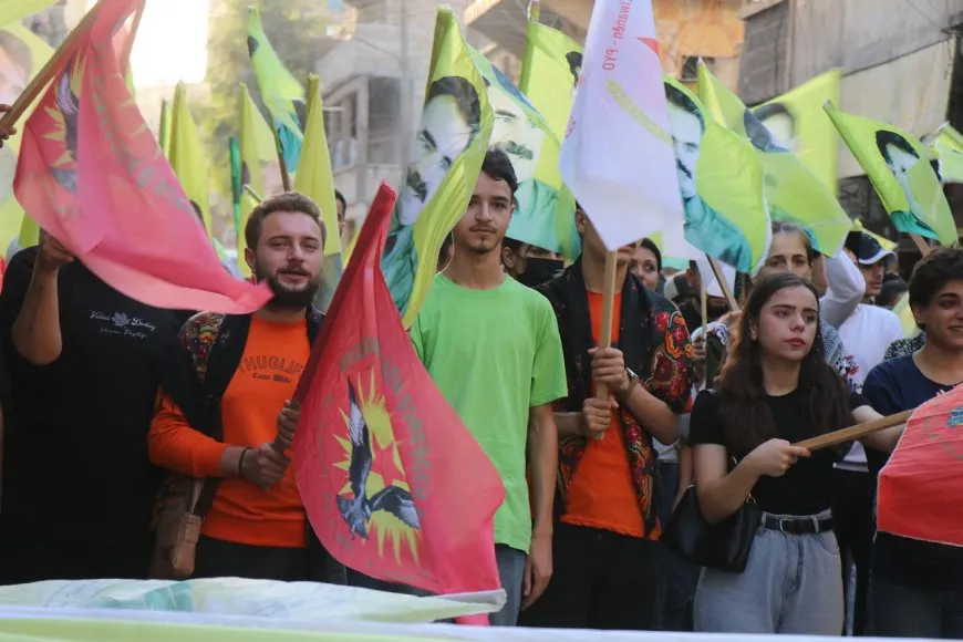 مسيرة في حلب للمطالبة بحرية القائد عبد الله أوجلان الجسدية