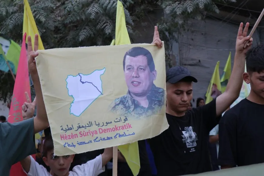 مسيرة في حلب للمطالبة بحرية القائد عبد الله أوجلان الجسدية