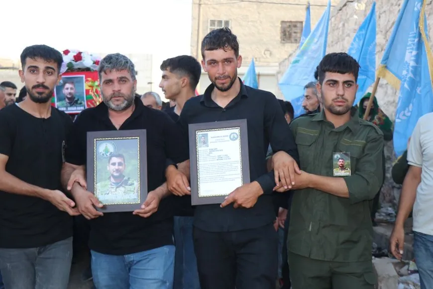 تشييع جثمان مقاتل من قوات تحرير عفرين في حلب