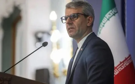 إيران تنتقد شروط الترويكا الأوروبية وتؤكد استمرار الاتصالات مع وكالة الطاقة الذرية