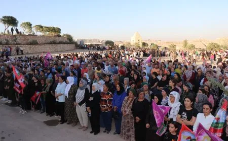 تشييع جثمان شهيد ومراسم غيابية لشهيدة في حلب