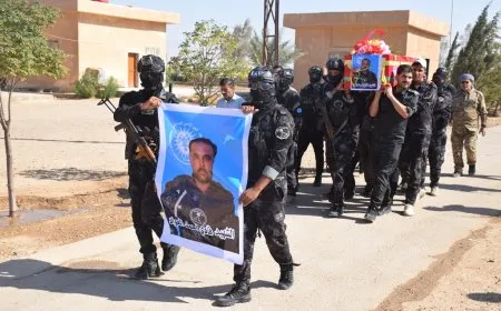 أهالي الشدادي يشيعون جثمان شهيد قوى الأمن الداخلي فادي العواد