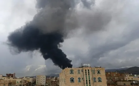 9 قتلى و118 جريحاً في حصيلة أولية للغارات الإسرائيلية على اليمن
