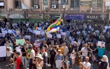 مظاهرة شعبية في السويداء تطالب بالإفراج عن المخطوفين وفتح تحقيق أممي