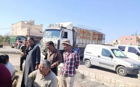 احتجاجات لسائقي الشاحنات في حماة وحمص