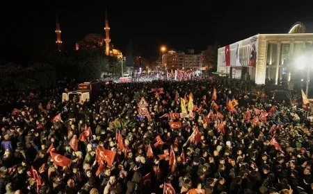 تأجيل الحكم في قضية حلّ قيادة حزب الشعب الجمهوري في تركيا