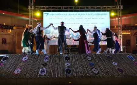 فرقة فنية من جنوب كردستان تشارك في مهرجان الشهيدة روناهي للدبكة