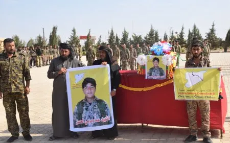 أهالي الشدادي يشيعون جثمان مقاتل قسد الشهيد عماد مرعي الحسن