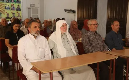 "على الحكومة الانتقالية تبنّي اللا مركزية كحلّ سياسي يضمن حقوق جميع المكونات"