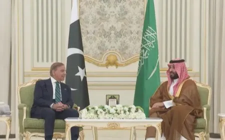 وزير دفاع باكستان: برنامجنا النووي "سيكون متاحاً" للسعودية