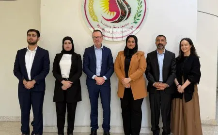 وفد أسترالي يزور تجمّع نساء زنوبيا والإدارة الذاتية في شمال وشرق سوريا