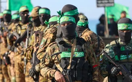 صحيفة إسرائيلية: حماس وافقت مبدئياً على مقترح أمريكي لإنهاء الحرب
