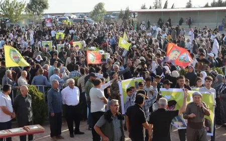 ‏تشييع جثامين 3 شهداء من قسد إلى مثواهم الأخير في ديرك