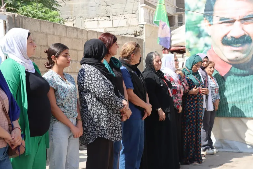 تقديم واجب العزاء لذوي عضو حركة المجتمع الديمقراطي