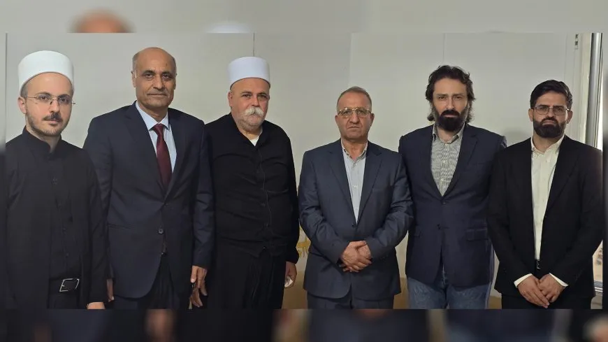 ممثلون عن الإدارة الذاتية يلتقون المرجع الدرزي الأعلى في لبنان ويؤكدون: اللامركزية هي الحل