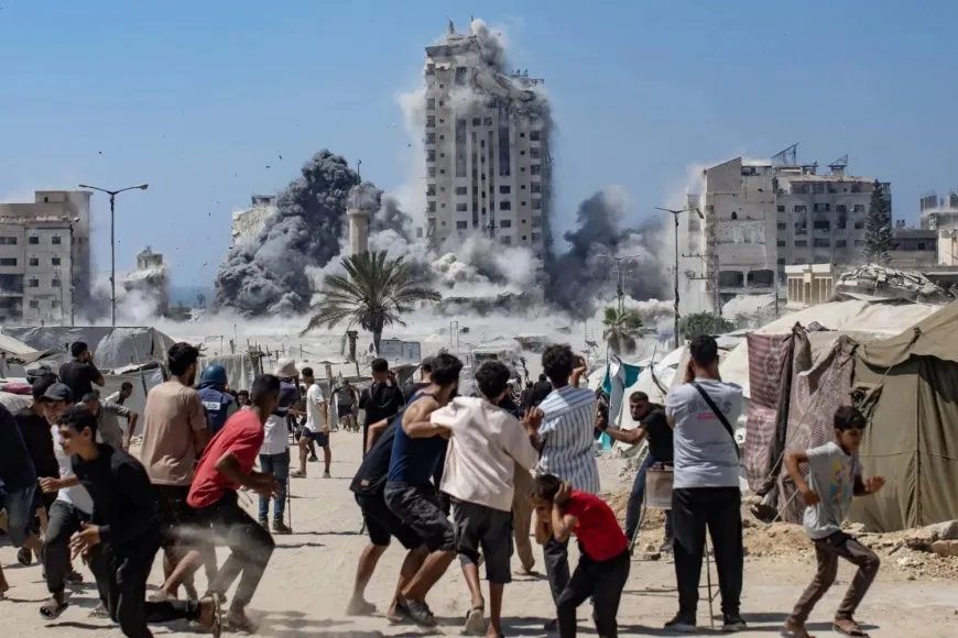 إسرائيل تواصل استهداف الأبراج في غزة
