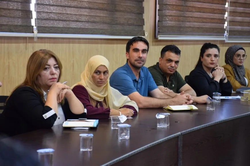 شرح آخر مستجدات التفاوض مع الحكومة الانتقالية للجنة الاستشارية في الرقة