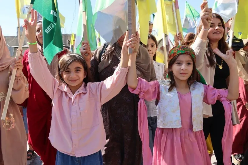 مسيرة في كوباني من أجل الحرية الجسدية للقائد عبد الله أوجلان