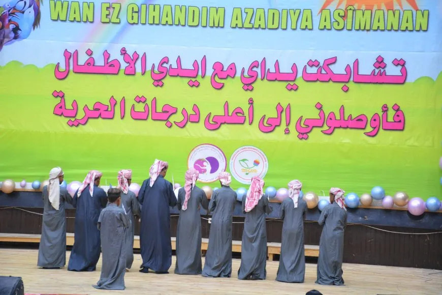 دبكتا الدحة والسامري تزيّنان مهرجان الطفل العاشر