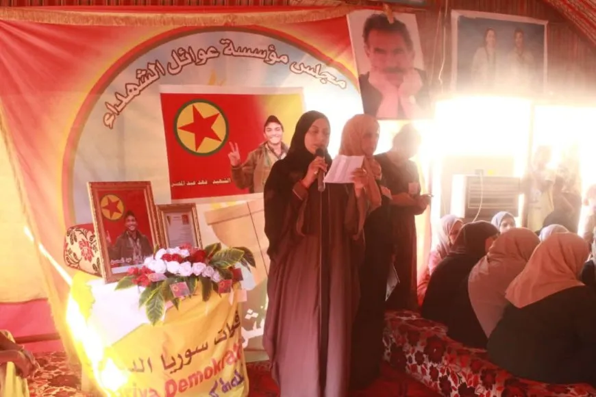 تقديم واجب العزاء لذوي مقاتل من قوات الدفاع الشعبي