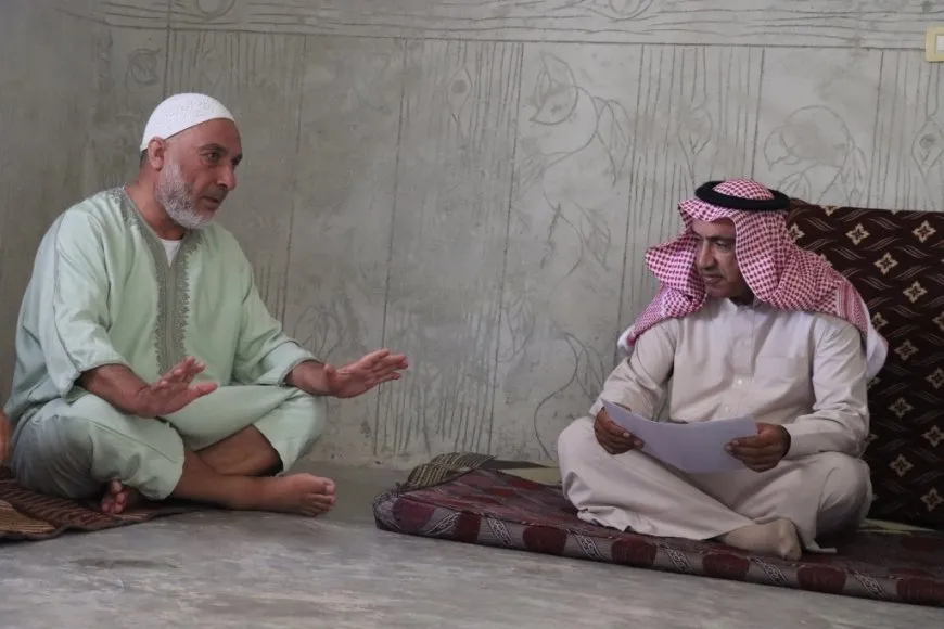 مجلس الأعيان والمجلس الديني في الطبقة يسلّمان رسالة القائد للعشائر