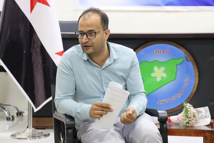 جلسة حوارية في الطبقة تؤكد ضرورة مشاركة جميع المكونات في صياغة مستقبل سوريا