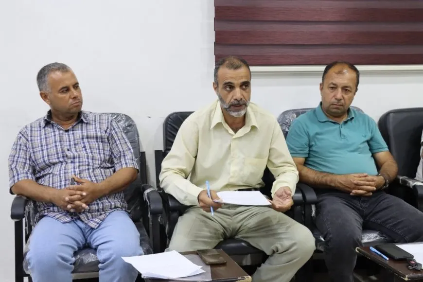 جلسة حوارية في الطبقة تؤكد ضرورة مشاركة جميع المكونات في صياغة مستقبل سوريا
