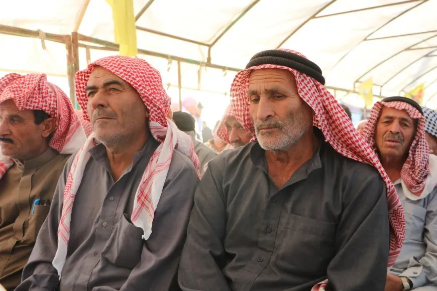 إدارة شؤون النازحين تبحث الأوضاع السياسية الأخيرة مع قاطني مخيم واشوكاني
