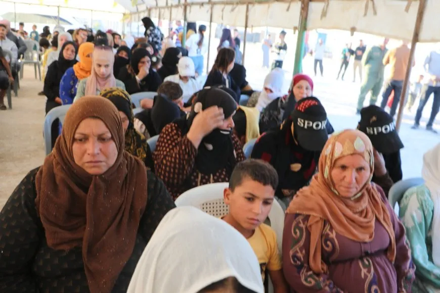 إدارة شؤون النازحين تبحث الأوضاع السياسية الأخيرة مع قاطني مخيم واشوكاني
