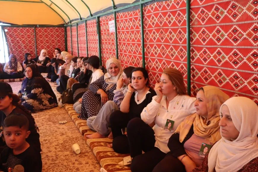 مراسم غيابية لمقاتلة في وحدات حماية المرأة بمقاطعة الفرات