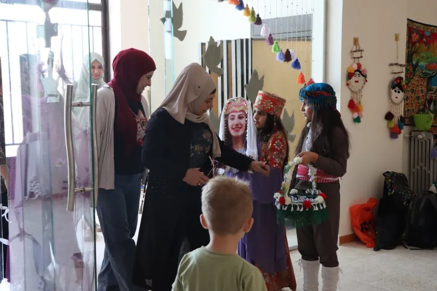 وقف المرأة الحرة يفتتح معرضاً بمناسبة ذكرى تأسيسه